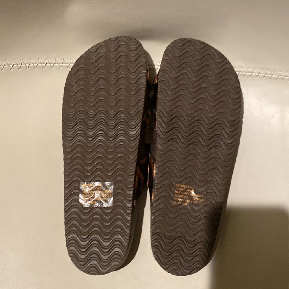 Madden Girl Animal Print Sandals NEW - Picture 5 of 10